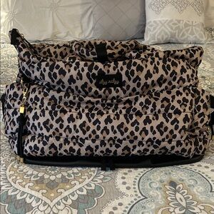 Itzy Ritzy Leopard Pattern Weekender Bag